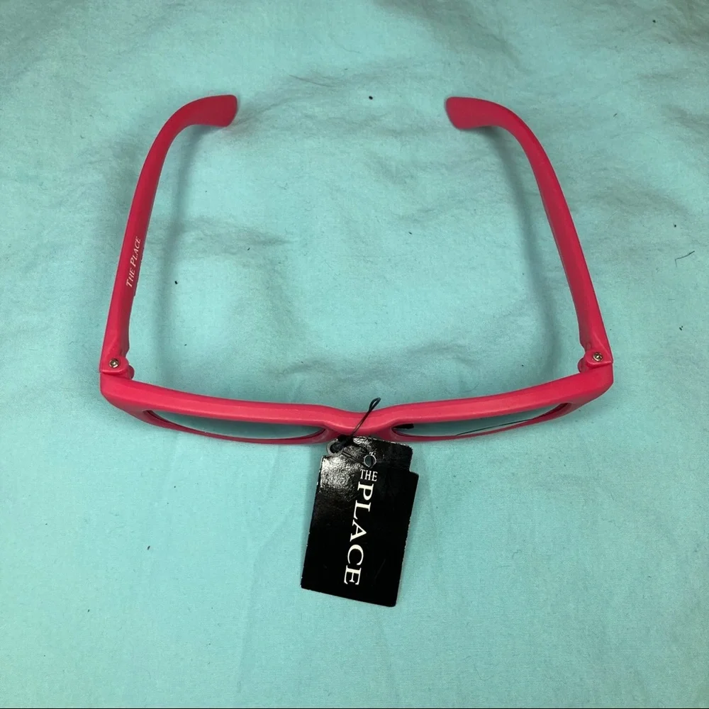 NWT children’s sunglasses pink